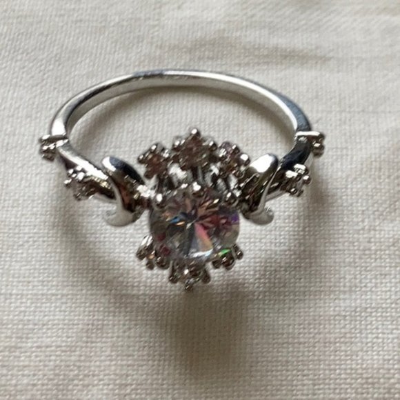 Triple Goddess Moon  crescent ring sz 7 - Picture 6 of 10